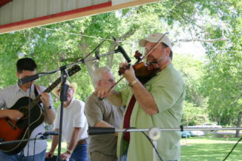 groesbeck_2005_001